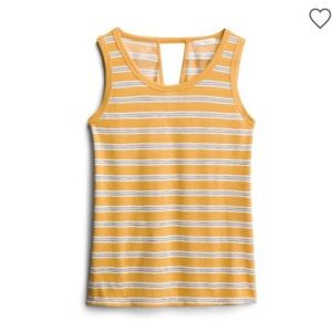 NINE BRITTON
Naila Back Detail Knit Top